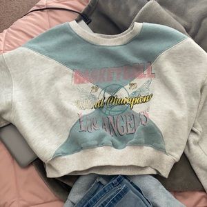 Cropped sweater